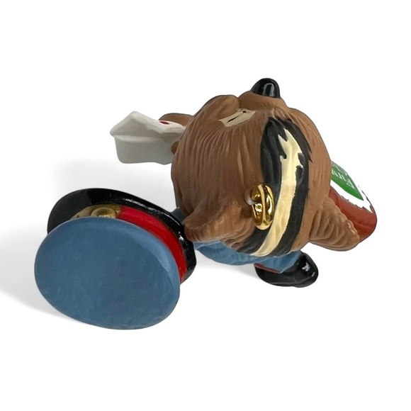 VTG Hallmark Keepsake Christmas Ornament Xtra-Special Delivery Mailman Bear ‘94 - Picture 5 of 8